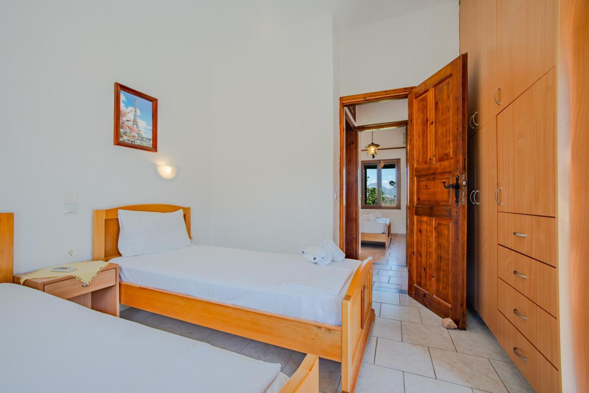 Athina Villas Istro Exterior photo